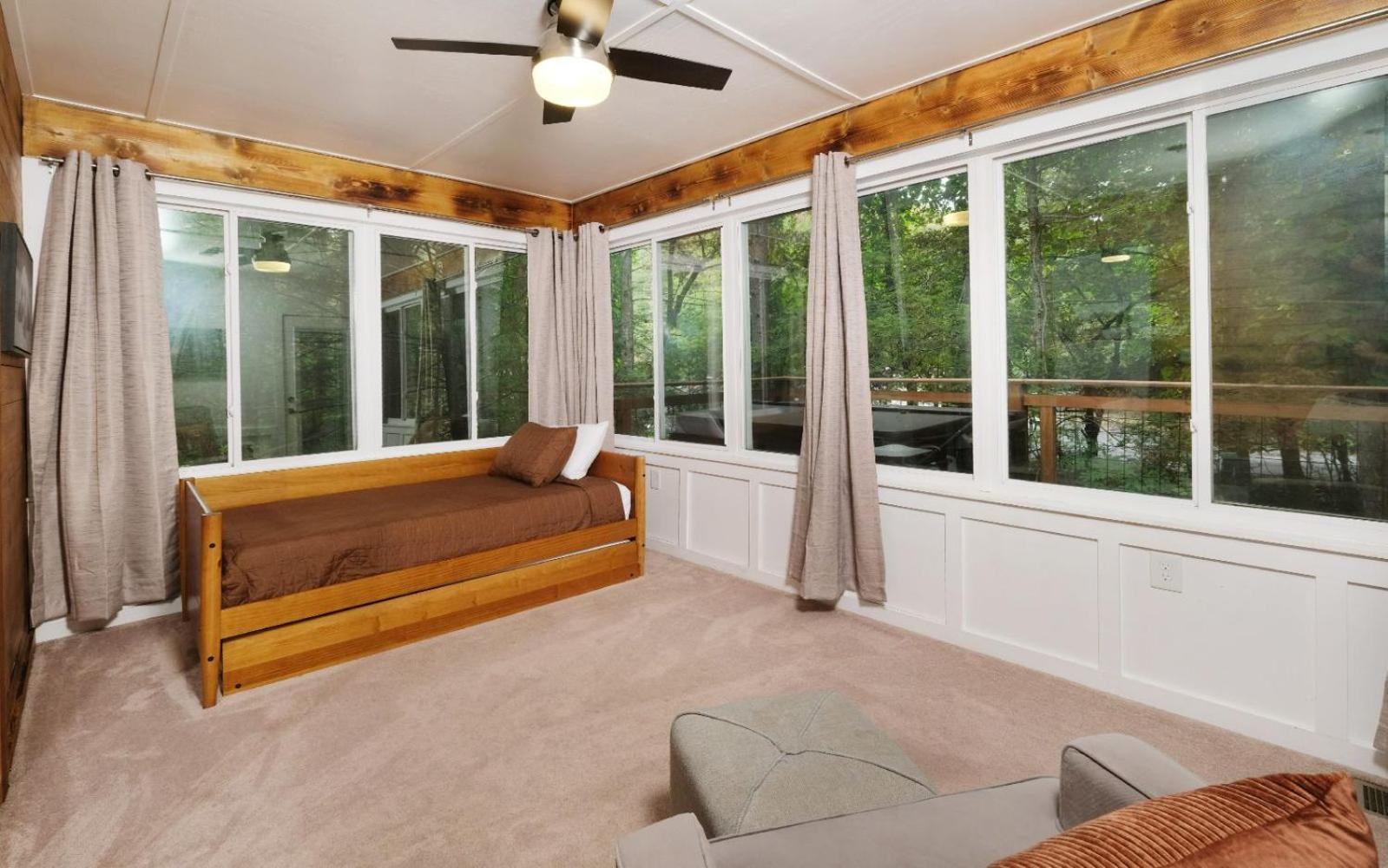 Shady Creek Villa *